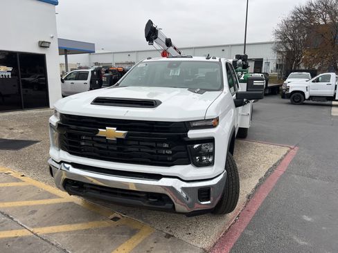New 2025 Chevrolet Silverado 3500 W/T w/ WT Convenience Package AWD/4WD image 4