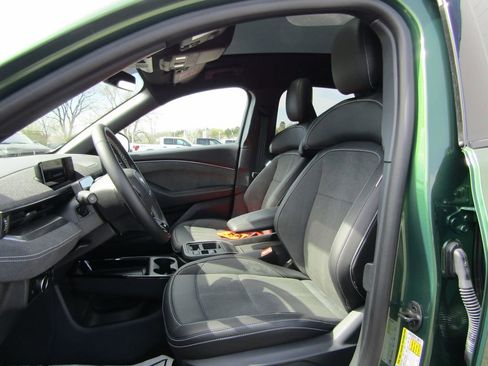 Used 2025 Ford Mustang Mach-E GT AWD/4WD image 12