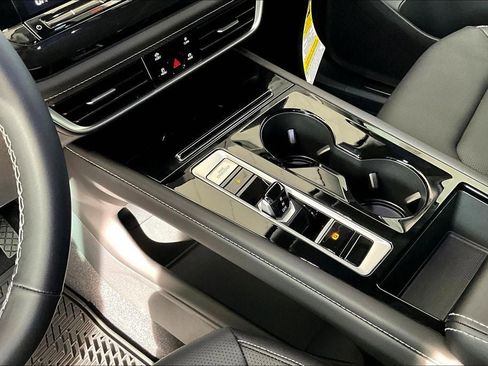 New 2026 Volkswagen Atlas SEL image 17