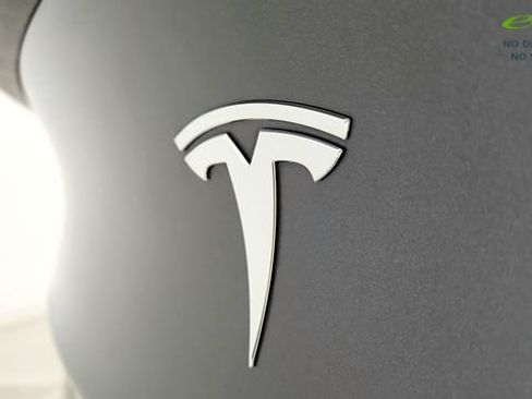 Used 2024 Tesla Model Y Performance AWD/4WD image 31