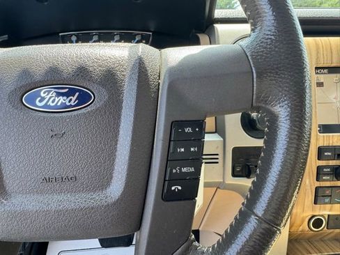 Used 2011 Ford F150 Lariat w/ Lariat Chrome Pkg AWD/4WD image 27