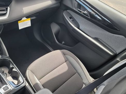 New 2026 Chevrolet TrailBlazer LT w/ LT Cold Weather Package FWD image 23