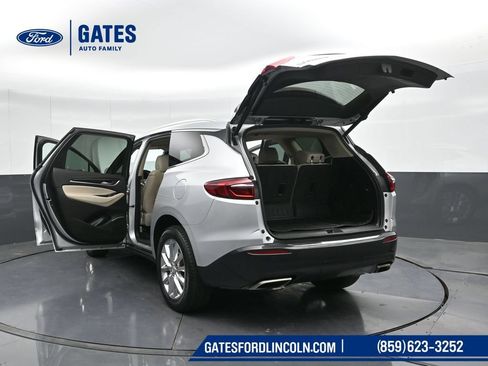 Used 2020 Buick Enclave Premium w/ Surround and Sites Package AWD/4WD image 57