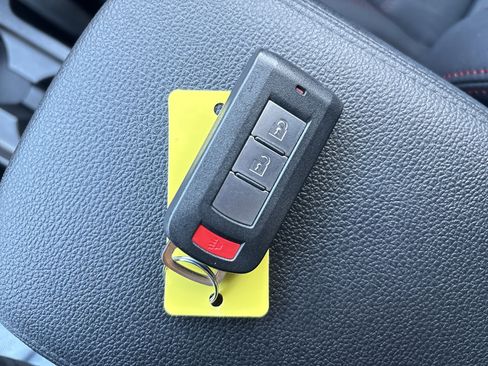 Used 2025 Mitsubishi Outlander Sport SE image 28