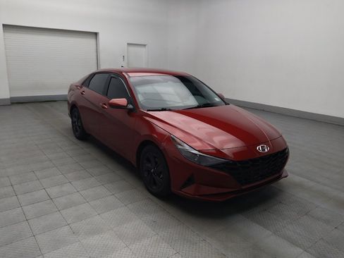 Used 2023 Hyundai Elantra SEL image 13