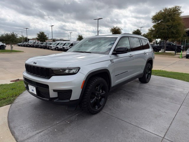 Used 2021 Jeep Grand Cherokee L Laredo AWD/4WD image 3