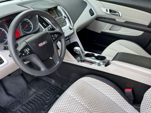 Used 2014 GMC Terrain SLE FWD image 11