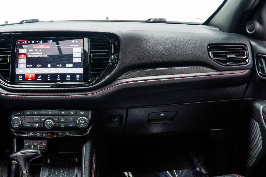 Used 2025 Dodge Durango R/T AWD/4WD image 23