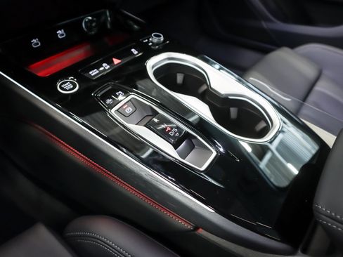 New 2026 Audi A6 Premium Plus AWD/4WD image 21