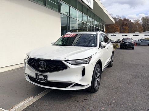 Used 2023 Acura MDX Technology image 2