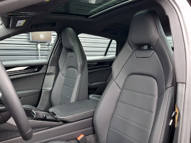New 2026 Porsche Panamera 4 AWD/4WD image 5