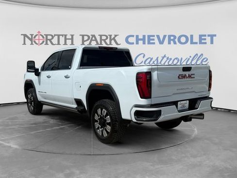 Certified 2026 GMC Sierra 2500 Denali w/ Denali Reserve Package AWD/4WD image 7