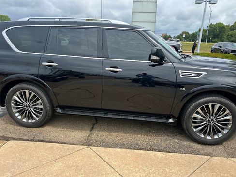 Used 2018 INFINITI QX80 2WD w/ Driver Assistance Package image 38