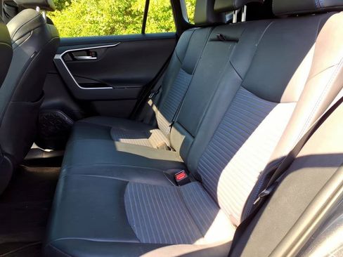 Used 2021 Toyota RAV4 XSE w/ XSE Grade Weather Package AWD/4WD image 12