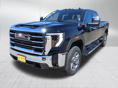New 2026 GMC Sierra 3500 SLT w/ SLT Premium Package AWD/4WD image 3