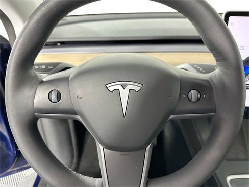 Used 2023 Tesla Model Y Long Range image 19