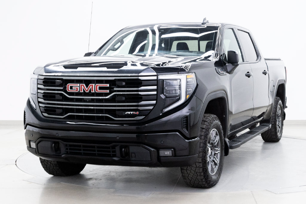 Used 2024 GMC Sierra 1500 AT4 w/ Technology Package AWD/4WD image 2