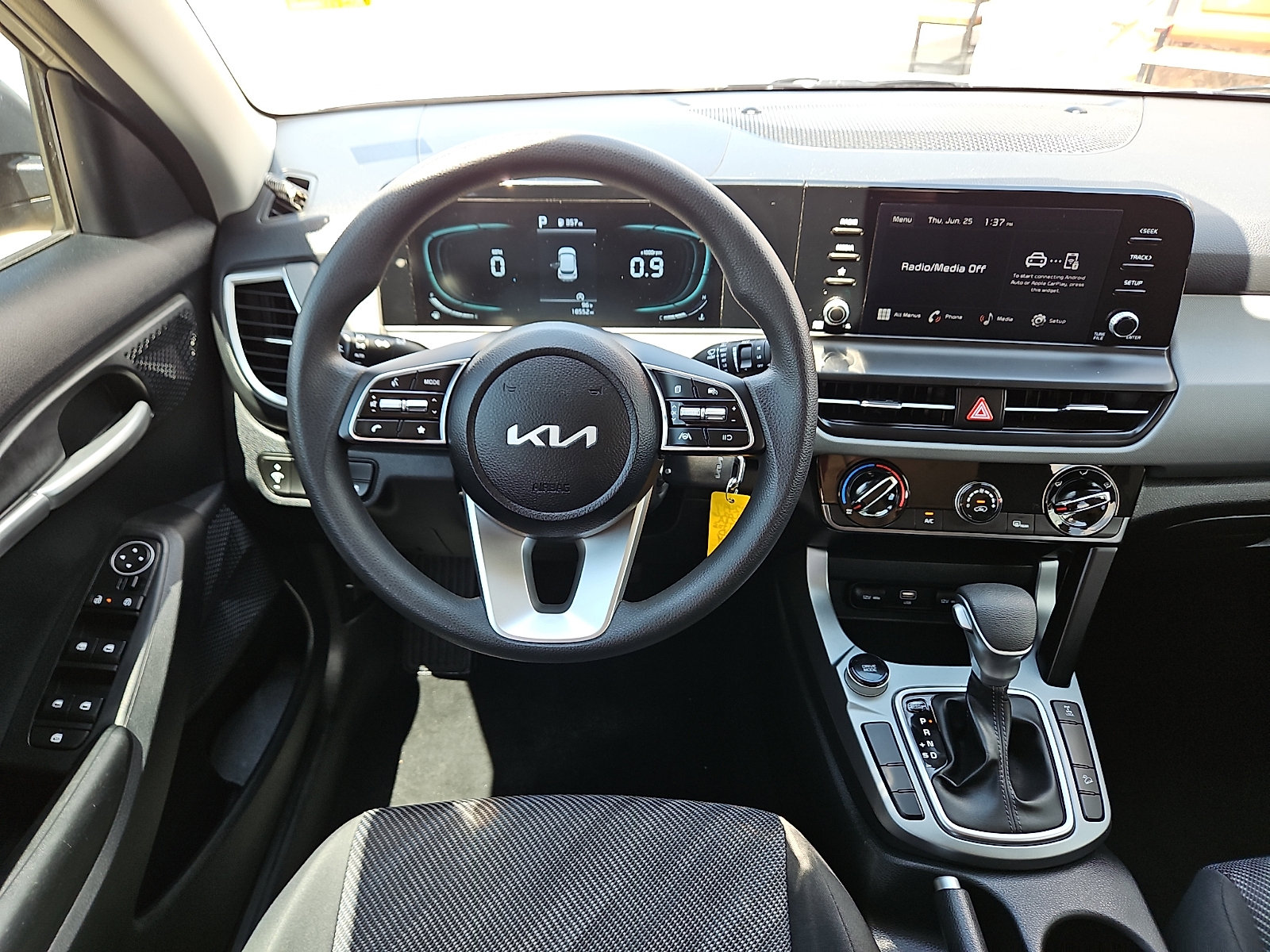 Used 2026 Kia Seltos LX AWD/4WD image 8