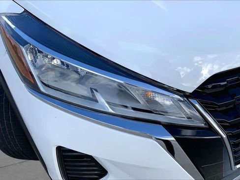 Used 2024 Nissan Kicks S FWD image 26
