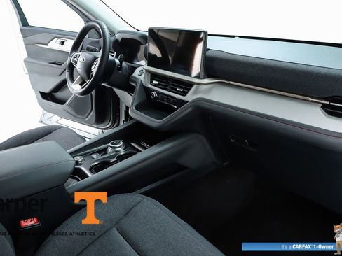 Used 2025 Ford Explorer Active image 72