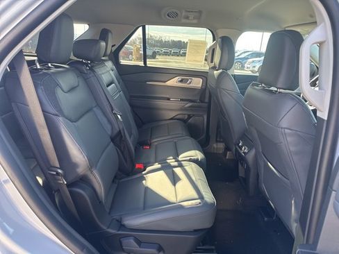 New 2026 Ford Explorer Active w/ Active Comfort Package image 15