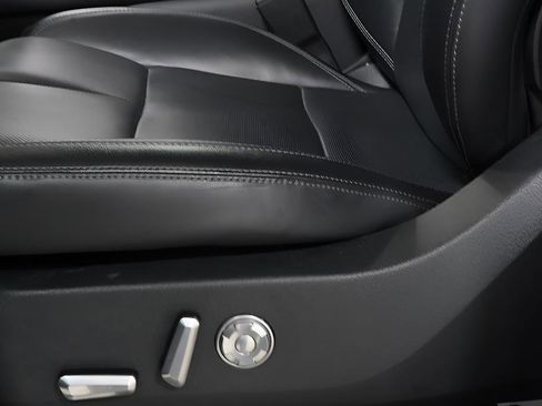 Used 2025 Lincoln Navigator Reserve w/ Jet Appearance Package image 18