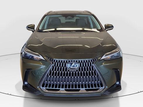 Used 2024 Lexus NX 250 FWD w/ Cold Area Package image 3
