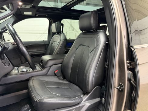 Used 2018 Ford Expedition Max Limited AWD/4WD image 10