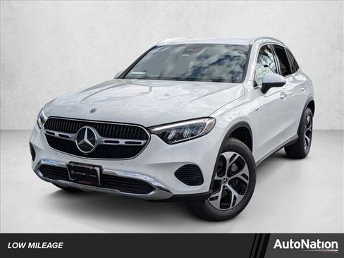 Used 2025 Mercedes-Benz GLC 350e GLC 350e image 1