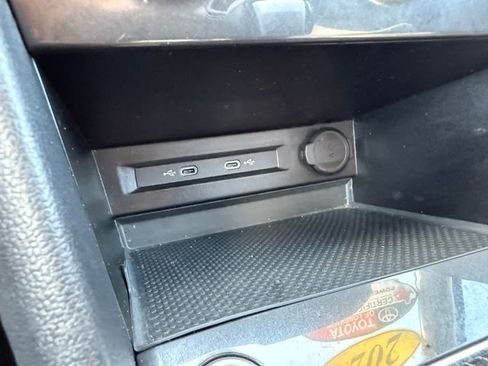 Used 2024 Volkswagen Tiguan S image 49