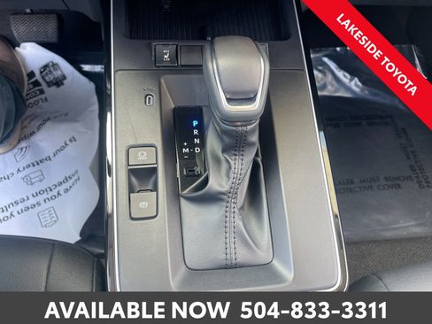 Certified 2026 Toyota Corolla Cross XLE w/ Convenience Package image 32