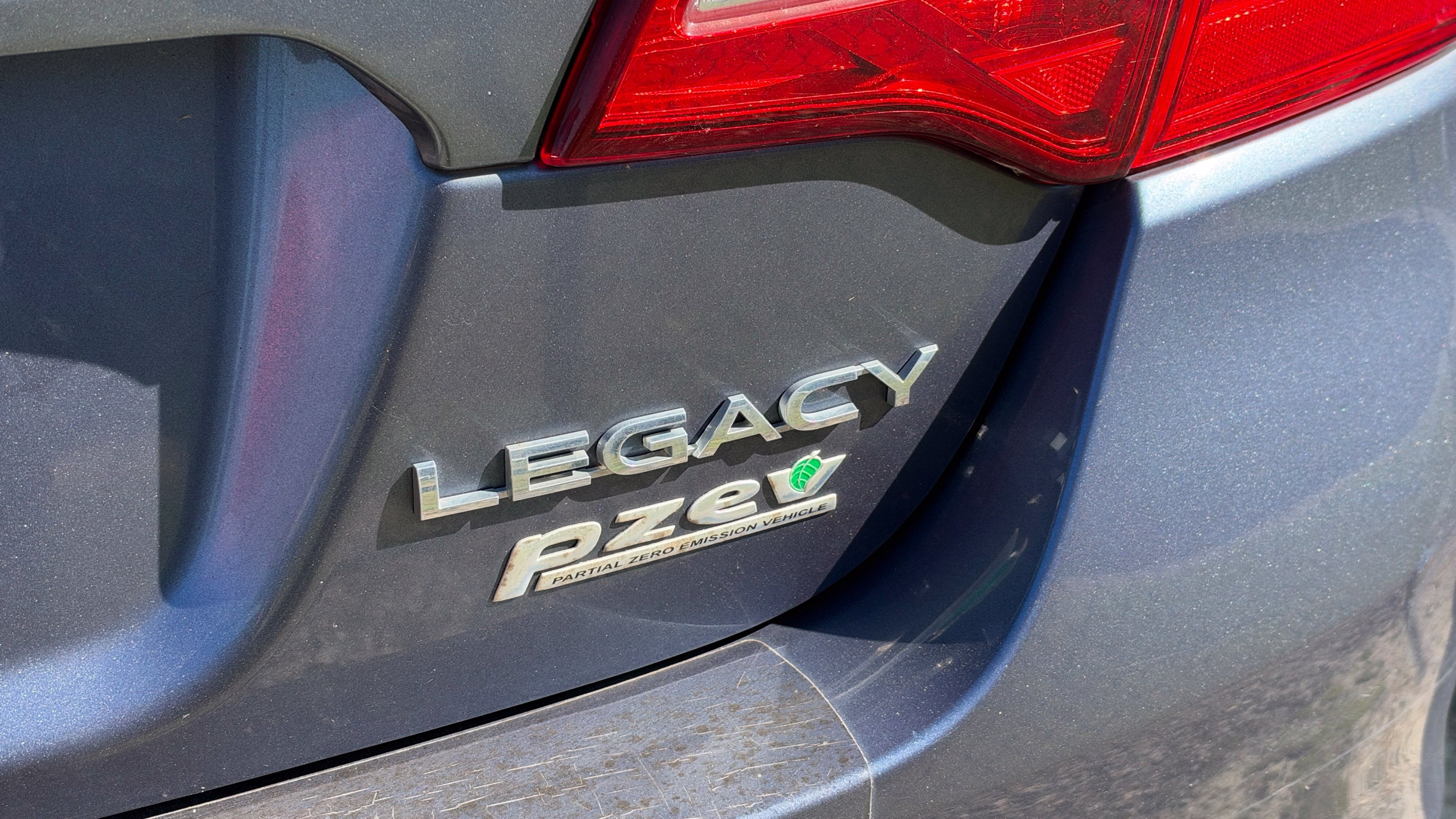 Used 2015 Subaru Legacy 2.5i Limited AWD/4WD image 7