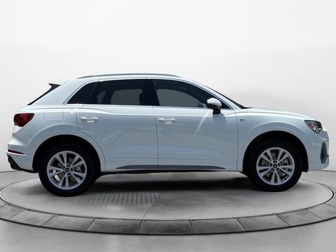 New 2025 Audi Q3 2.0T Premium image 8