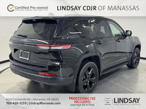 Certified 2025 Jeep Grand Cherokee Limited w/ Luxury Tech Group II AWD/4WD image 9