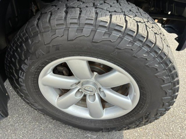 Used 2012 Nissan Titan SV w/ SV Value Truck Pkg RWD image 28
