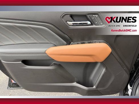 New 2026 GMC Canyon AT4 w/ Technology Plus Package AWD/4WD image 38