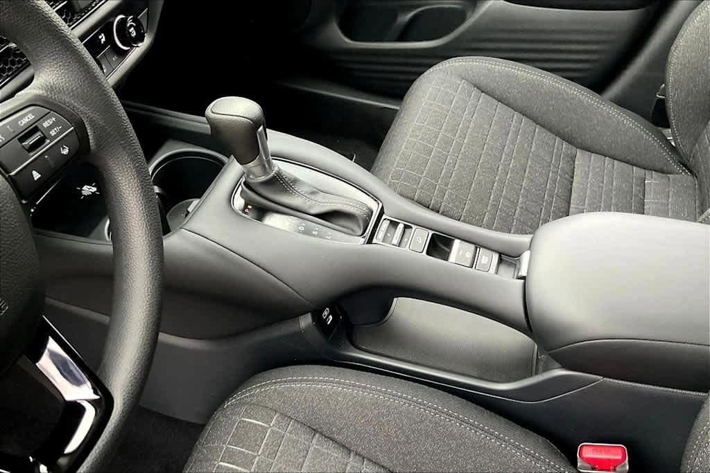 New 2026 Honda HR-V LX image 13