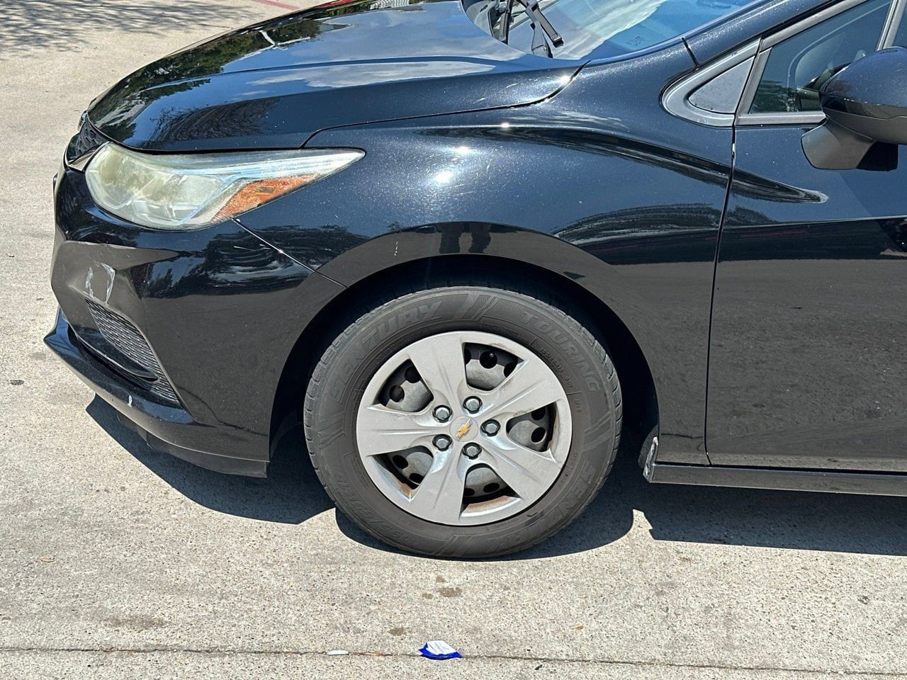Used 2018 Chevrolet Cruze LS FWD image 25