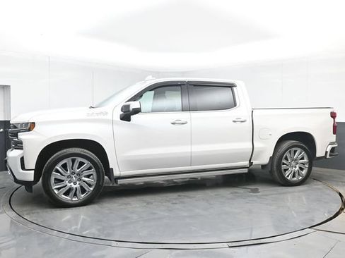 Used 2019 Chevrolet Silverado 1500 High Country w/ High Country Premium Package AWD/4WD image 11
