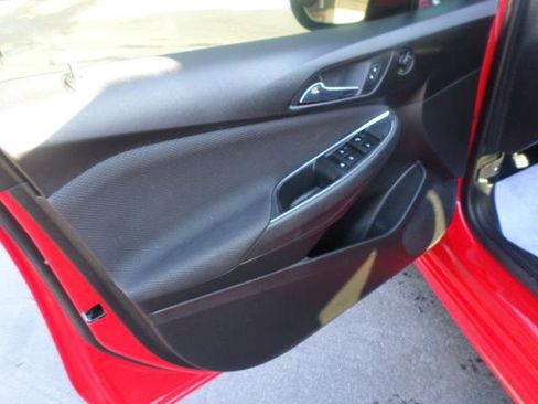 Used 2017 Chevrolet Cruze LT w/ Convenience Package image 29