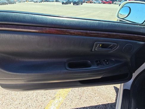 Used 2000 Toyota Solara SE FWD image 11