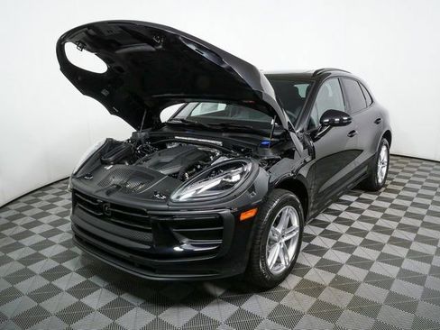 New 2026 Porsche Macan image 35