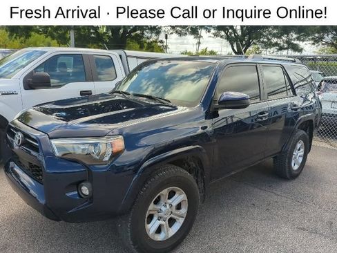 Used 2024 Toyota 4Runner SR5 AWD/4WD image 2