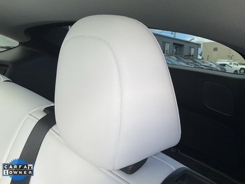 Used 2021 Tesla Model Y Long Range image 29