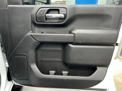 Used 2020 Chevrolet Silverado 2500 Custom w/ Custom Convenience Package image 13