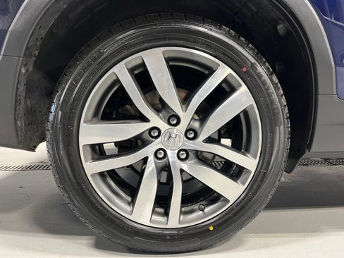 Used 2017 Honda Pilot Touring image 44