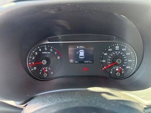 Used 2022 Kia Soul LX w/ Technology Package FWD image 19