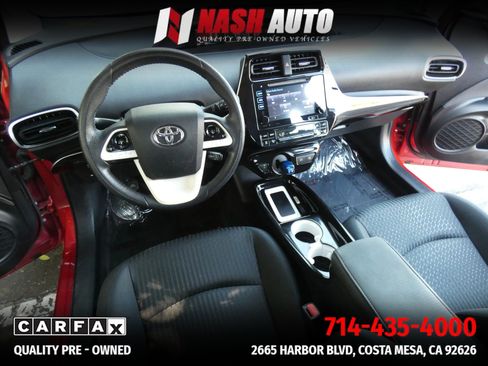 Used 2017 Toyota Prius Three w/ Carpet Mat Package FWD image 24