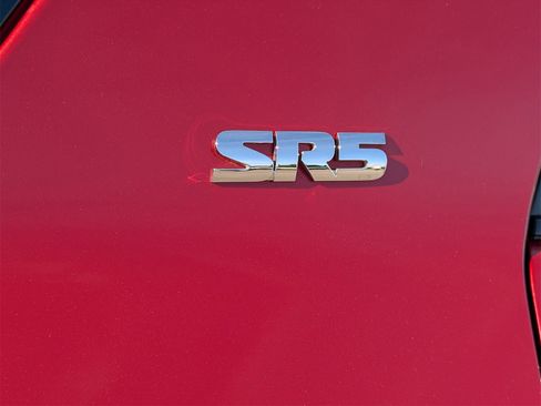 Used 2021 Toyota 4Runner SR5 Premium image 5