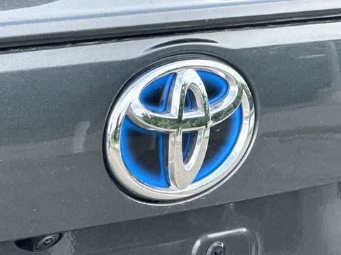 Used 2024 Toyota RAV4 XLE w/ Convenience Package AWD/4WD image 18